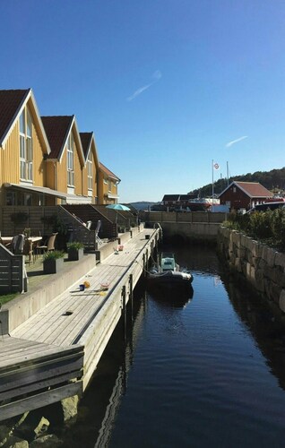 Seaside cabin with private beach and jetty, Hvaler