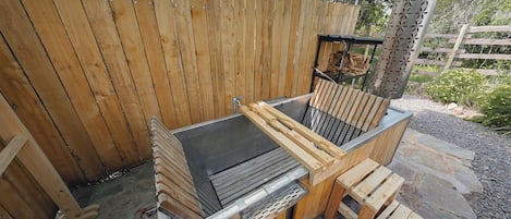 Suite studio supérieure, vue sur la vallée | Baignoire à remous privée