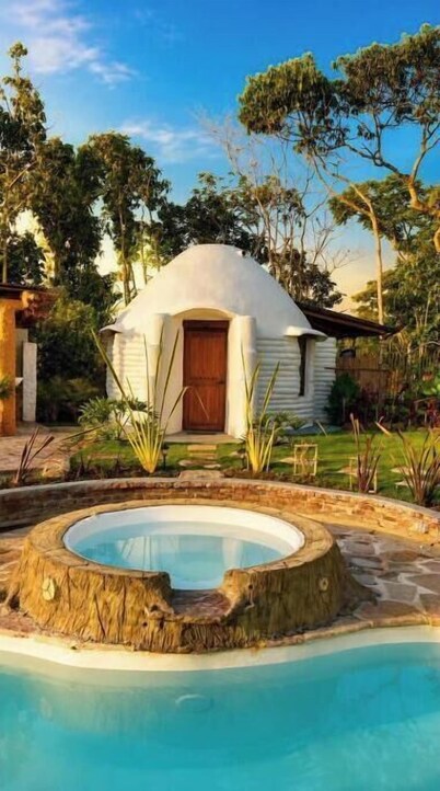 Romantic Dome with Jacuzzi and Heated Pool
