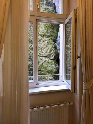 Economy Twin Room, Courtyard View | Interior - Palatin (Karlovy Vary)