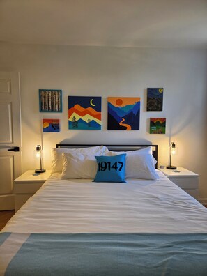 Room - 2-bedroom Rowhome w/ AC in South Philly 10 min to Plane/Train & 5 min to Stadium (Philadelphia)