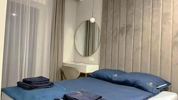 Apartemen Deluks | Ruang kerja ramah laptop