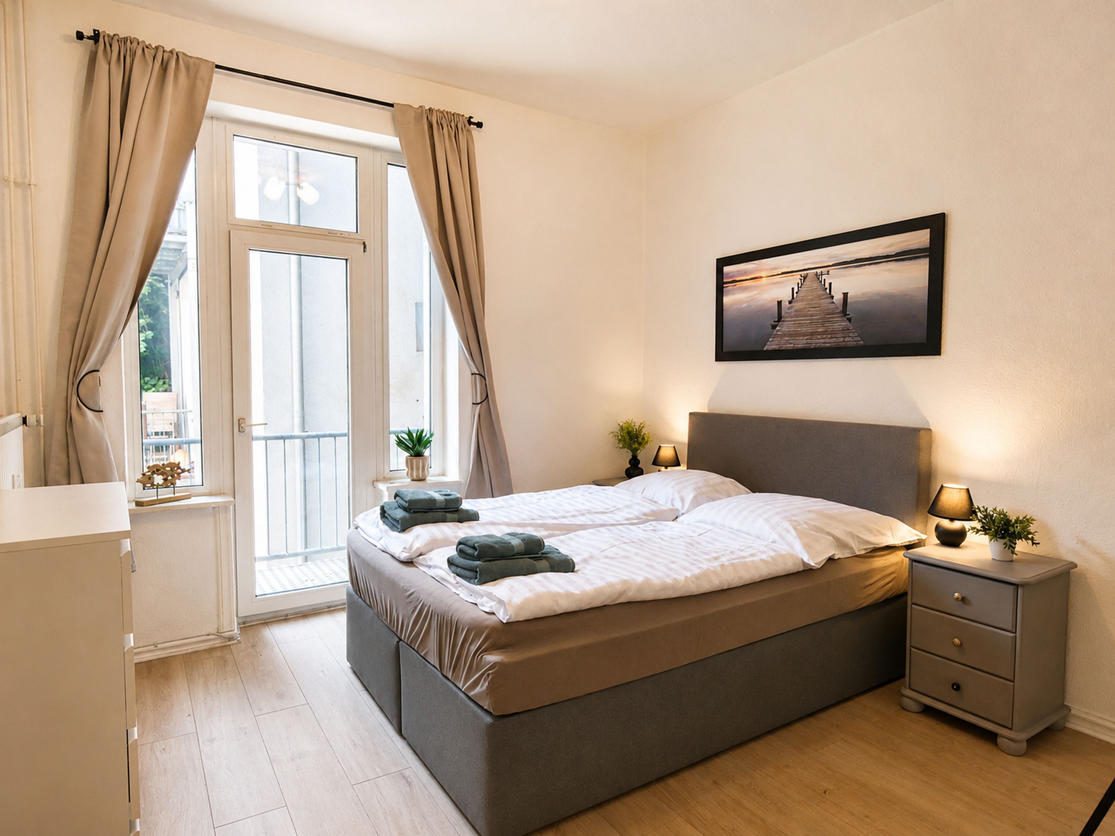 2 habitaciones, tabla de planchar con plancha y wifi gratis 