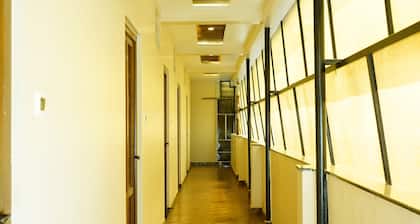 Vasu Inn - Rooms in Valparai