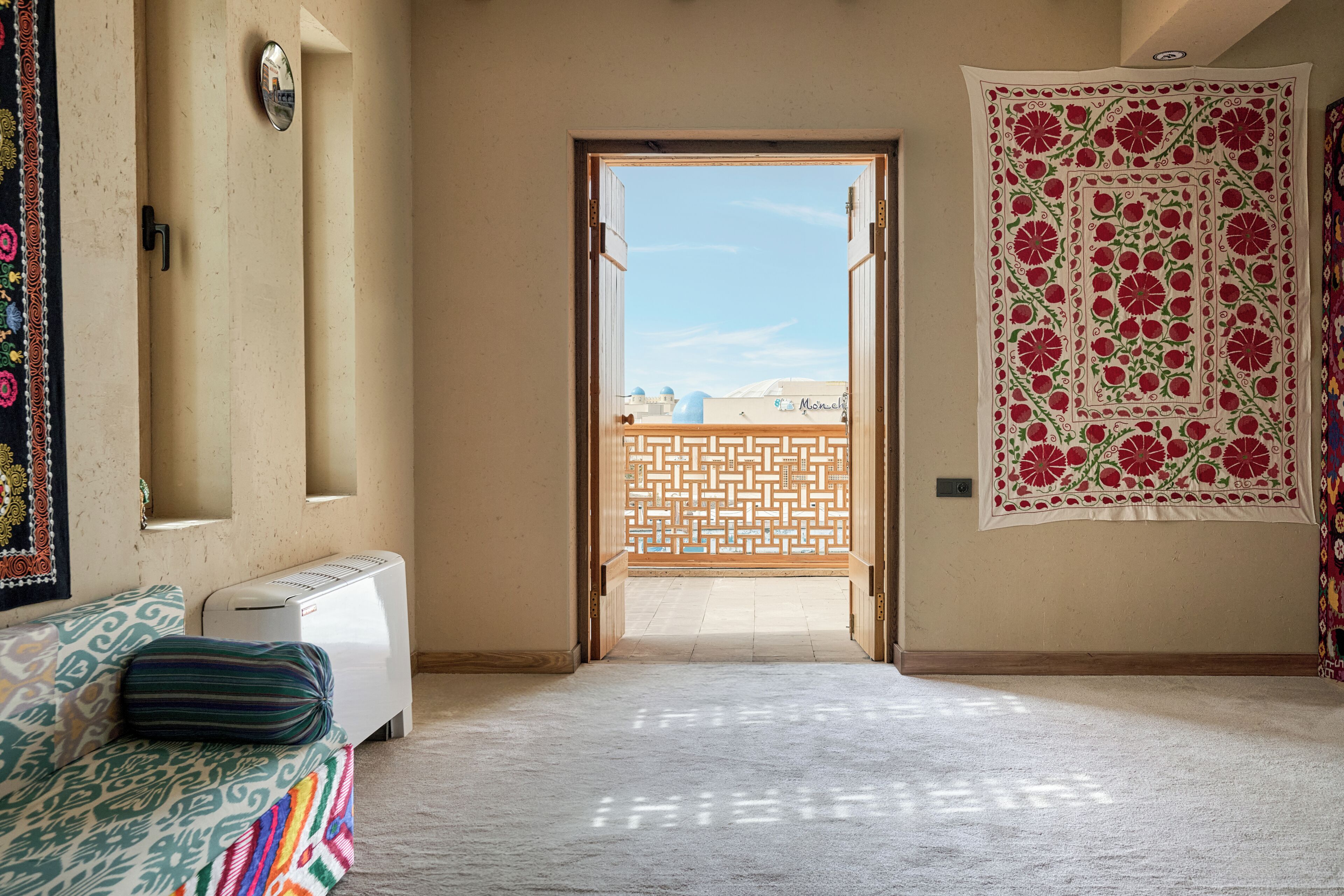 Luxe tweepersoonskamer, balkon, uitzicht op kanaal | Kameruitzicht