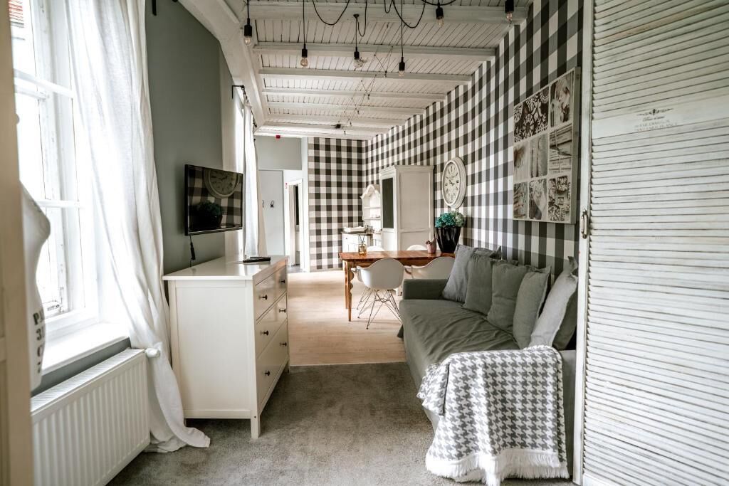 Apartment, Lake View | Living area