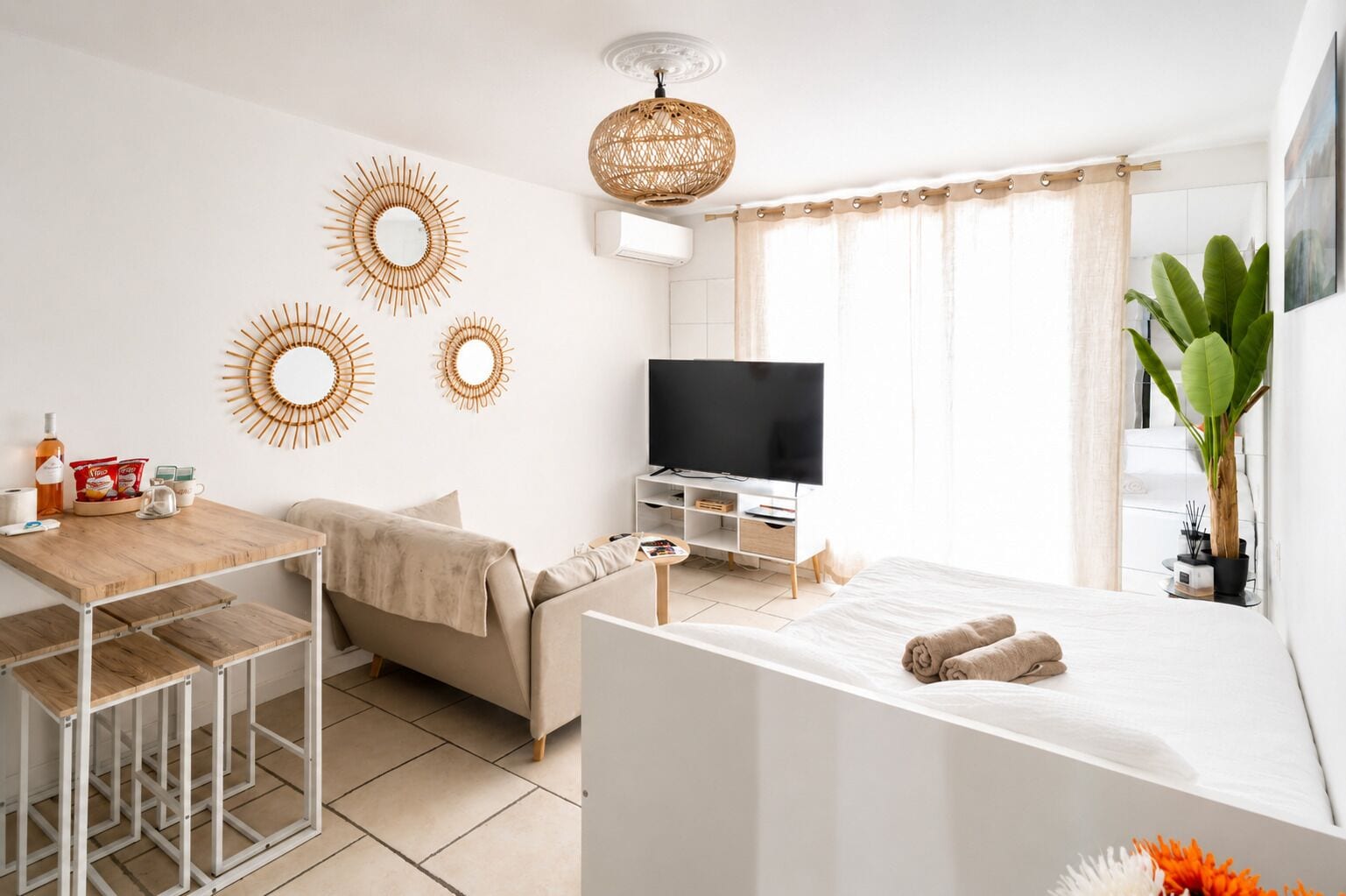1 bedroom, WiFi, bed sheets