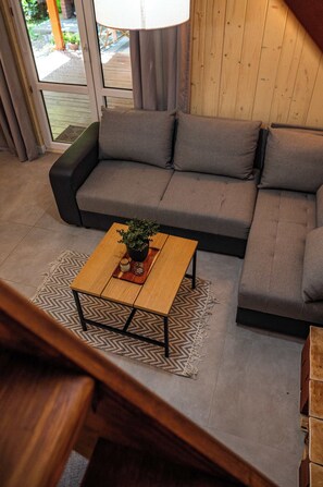 Fernseher, Kamin