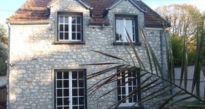 Cottage « La Grande Maison » avec terrasse privée, jardin privé et Wi-Fi