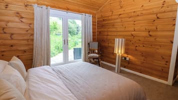 2 bedrooms, WiFi (free), individually decorated, individually furnished