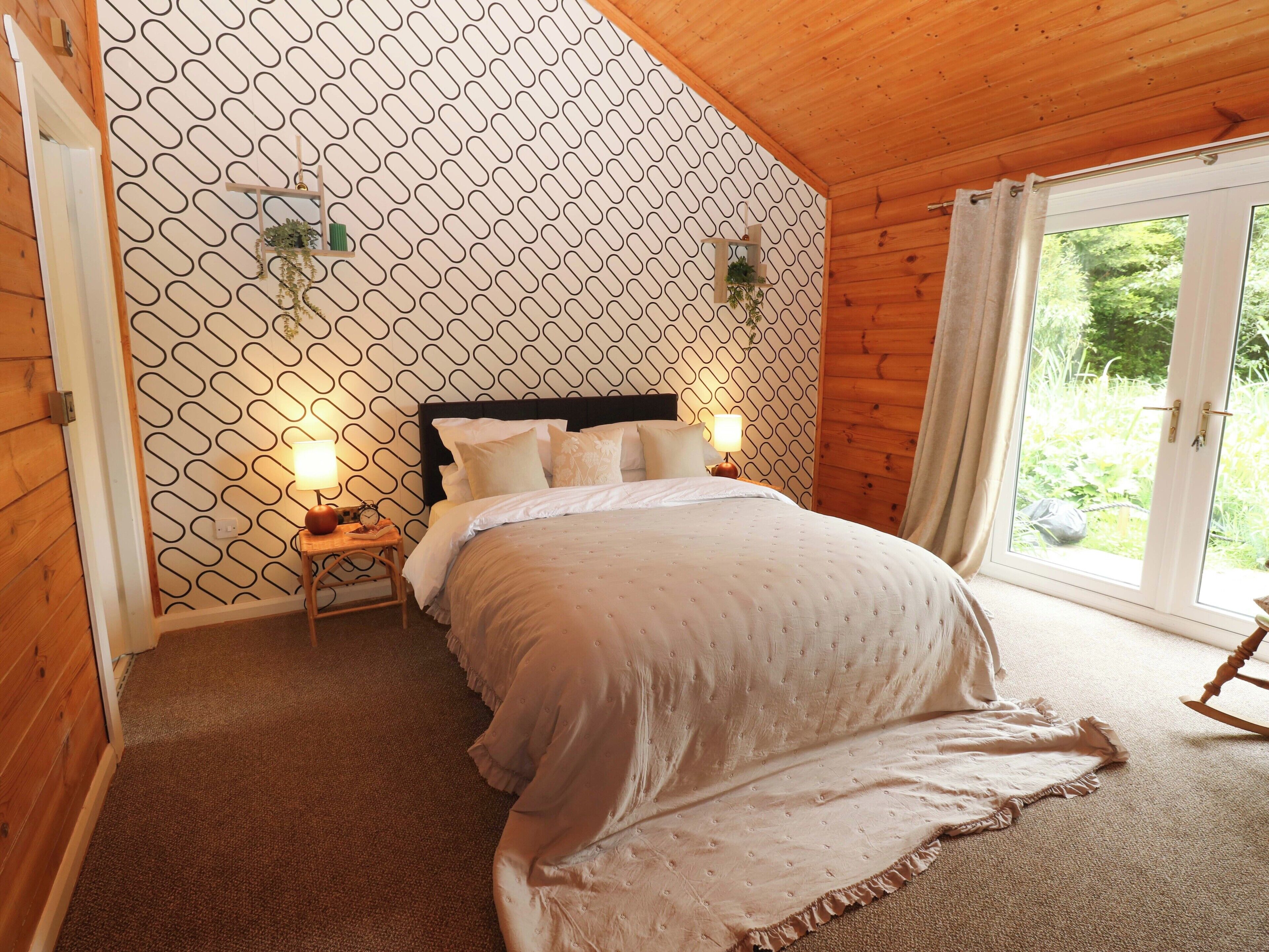 2 bedrooms, free WiFi, individually decorated, individually furnished