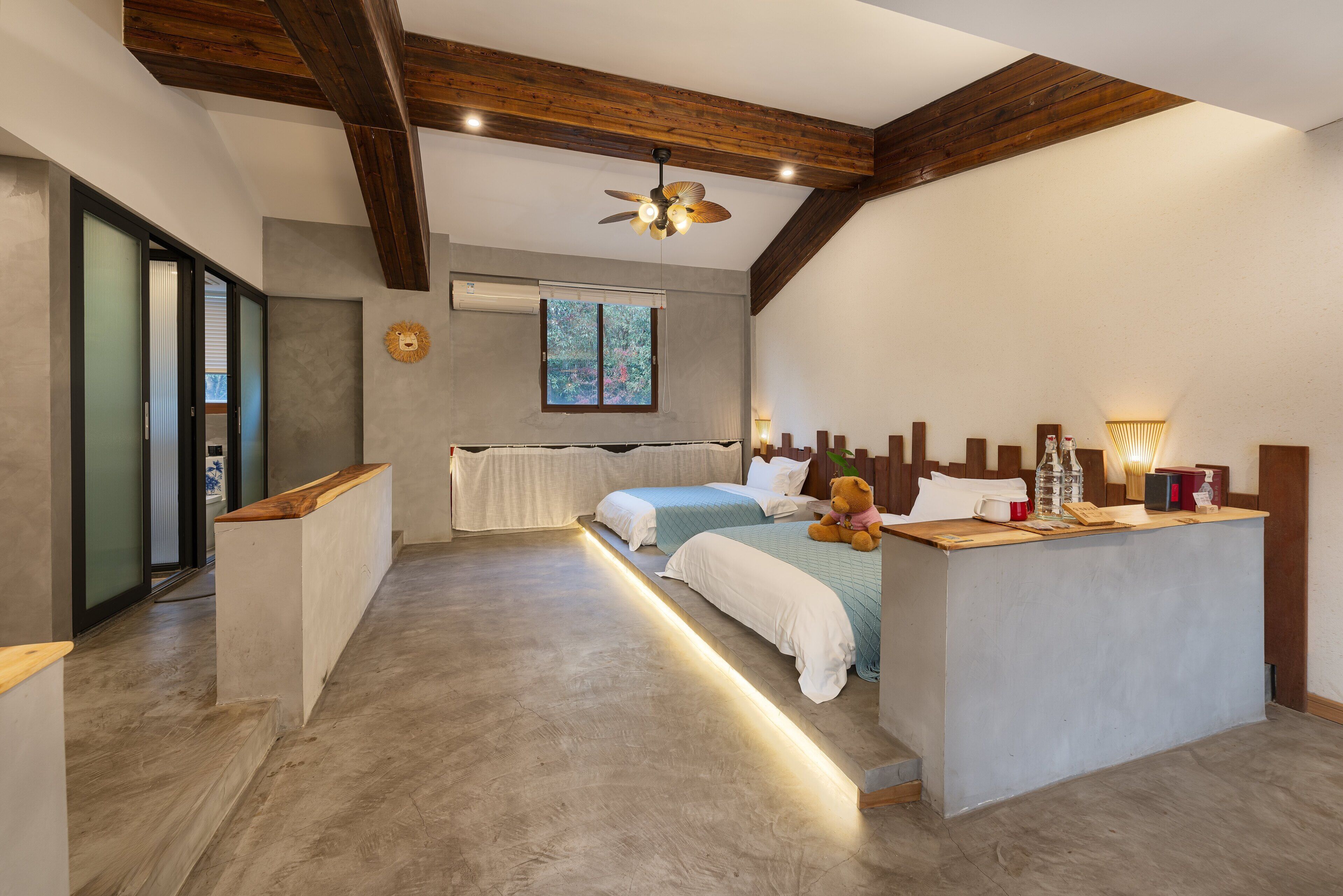 Superior-Zweibettzimmer, Bergblick | Schreibtisch, kostenloses WLAN, Bettwäsche