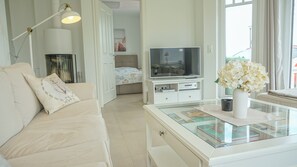 Desk, iron/ironing board, free WiFi - Anno 2022 Vacation Home for 8 – with 4 bedrooms and 4 bathrooms (Tetenbüll)