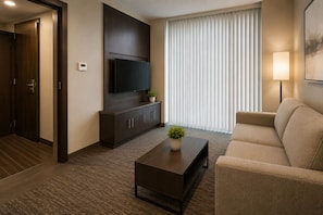 Living area - Elegant 1BR Downtown Suite Near Restaurants & Attractions! (Toronto)