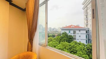 Executive Suite, City View | Egyptian cotton sheets, premium bedding, down comforters