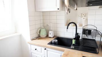 Luxury Studio, Non Smoking, Air conditioning | Private kitchen