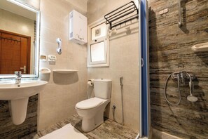 Apartment, Balcony, City View | Bathroom - Kennah 2BDRM | Pearl Des Rois, AUC Av (Cairo Governorate)