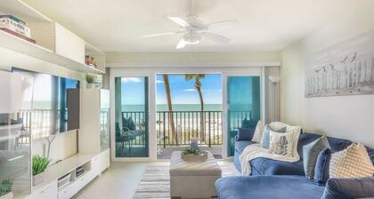 Beachfront water condo with shared pool
