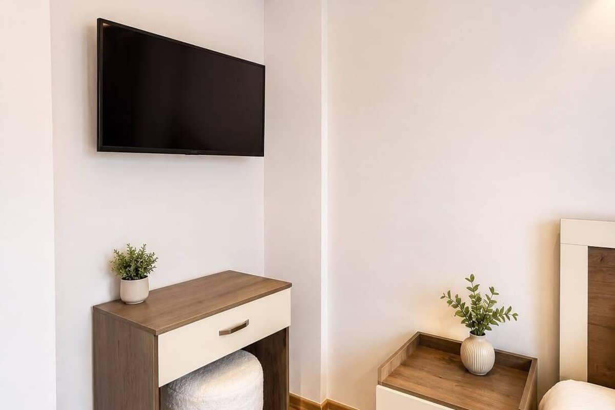 Habitación básica, vista al jardín | Wifi gratis 