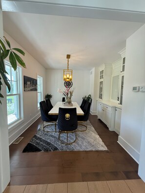 Dining - Living in nature with all the beautiful amenities and next to city (Coldwater)