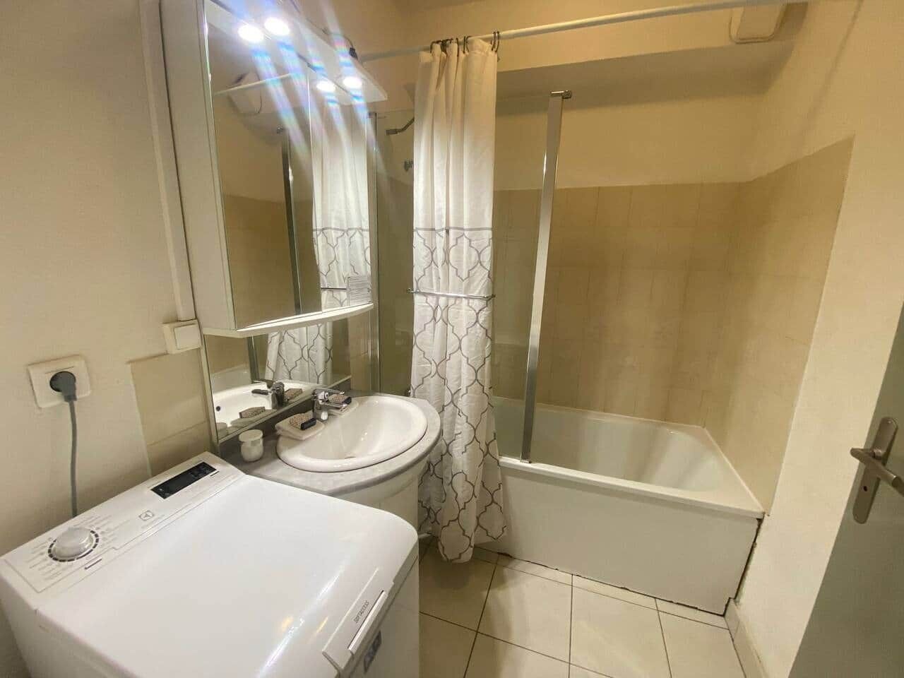 Hair dryer, towels