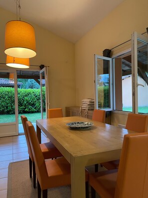 House | Living room