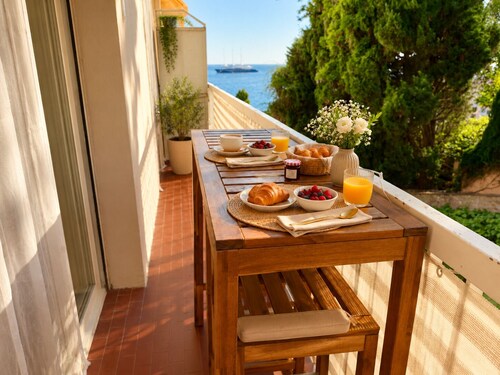 Cozy Apartment in Peaceful Menton Garavan