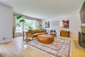 House (2 Bedrooms) | Interior