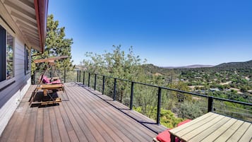 House (2 Bedrooms) | Front of property