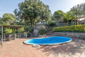 Pool - Holiday Home 'Roques Brunes - Seva' with Mountain View, Wi-Fi and Air Conditioning (Seva)