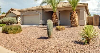 Golf, Gamble, Relax Poolside! Maricopa Desert Home