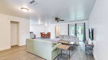 House (2 Bedrooms) | Front of property