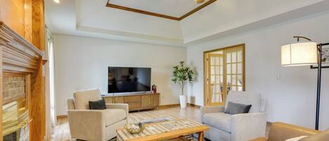 House (4 Bedrooms) | Front of property