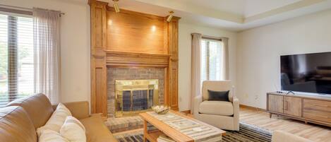 House (4 Bedrooms) | Interior