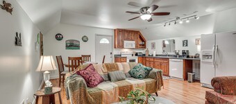Gateway to Clarks Hill Lake! Couples Hideaway