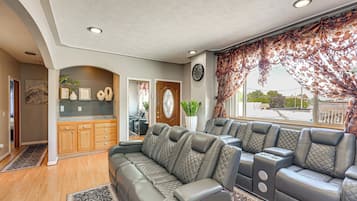 Apartment (3 Bedrooms) | Interior