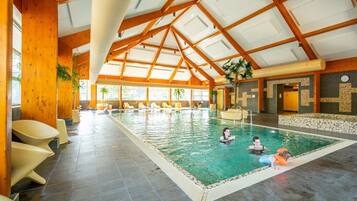 House | Pool