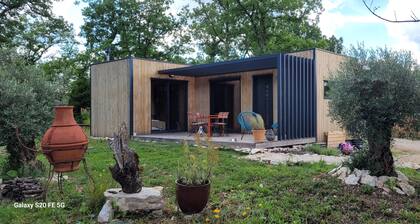 Chalet TINY T2 proche CAHORS avec terrasse et jardin