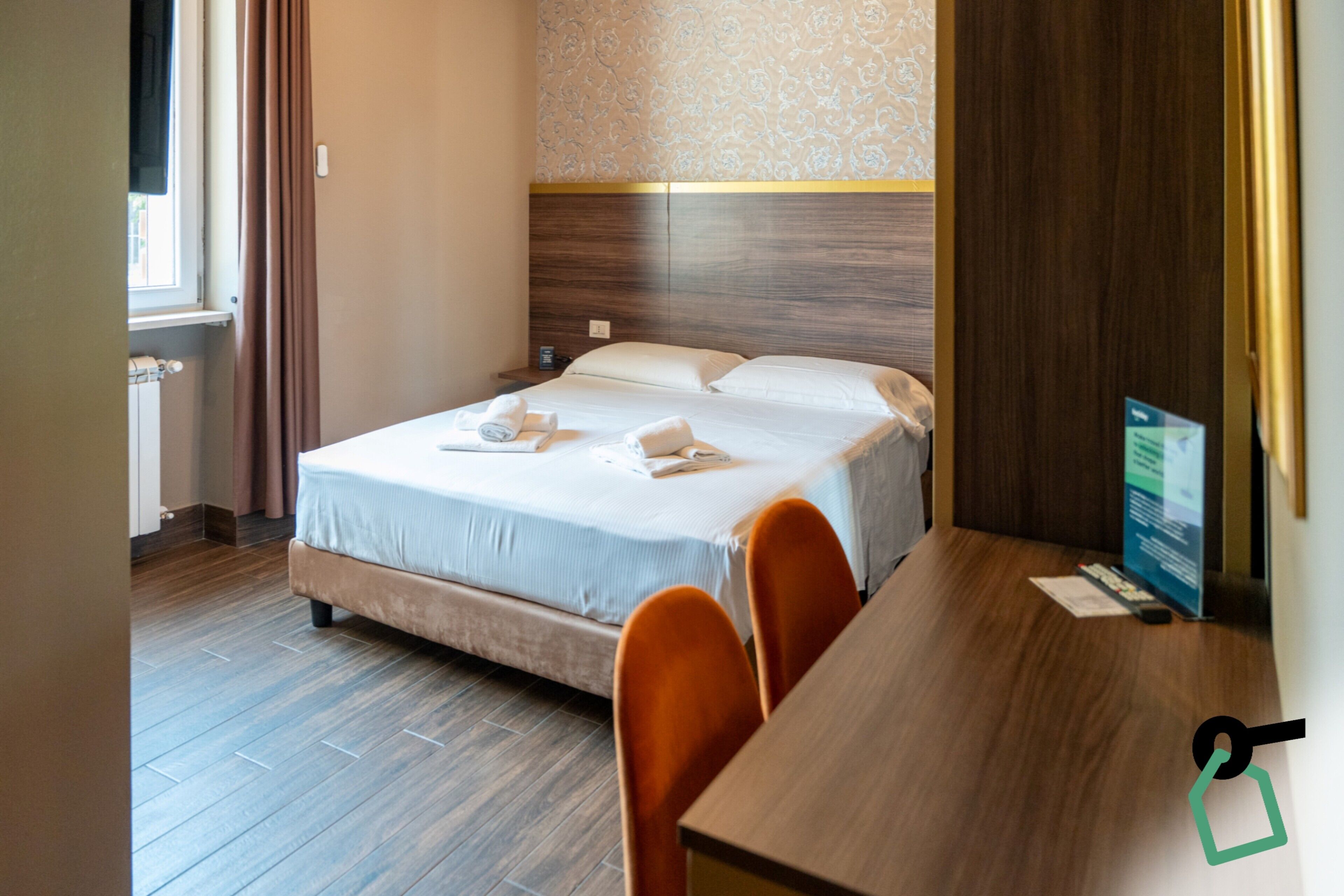 Doppia Superior | Minibar, una cassaforte in camera, una scrivania, Wi-Fi gratuito