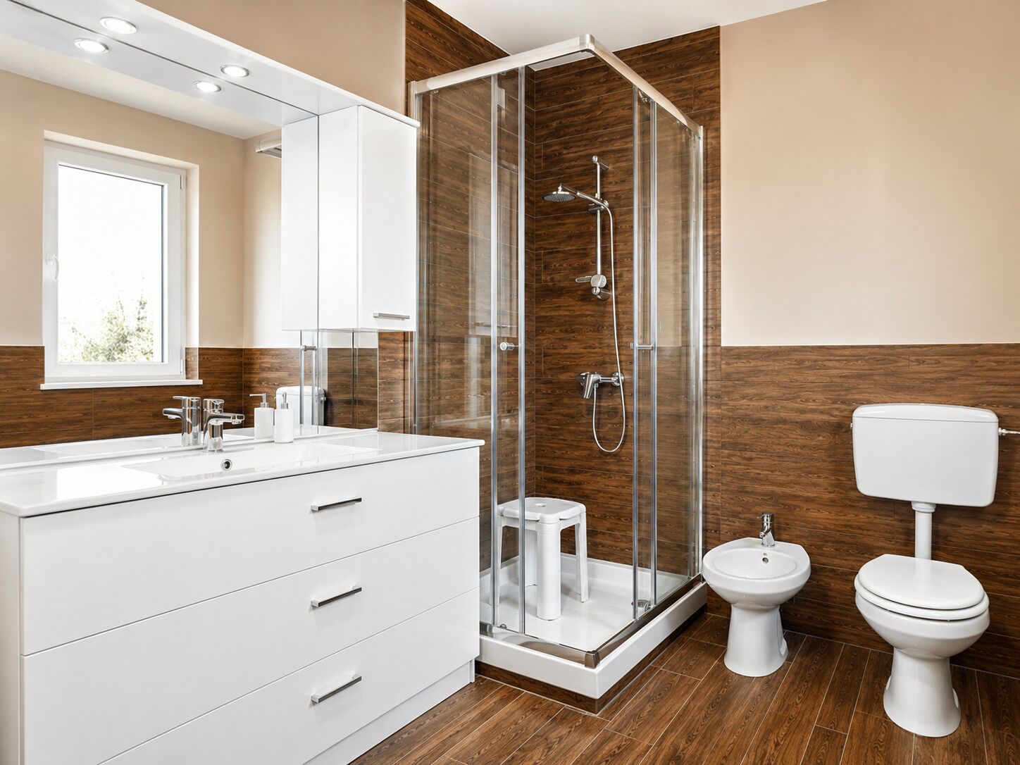 Shower, towels, toilet paper