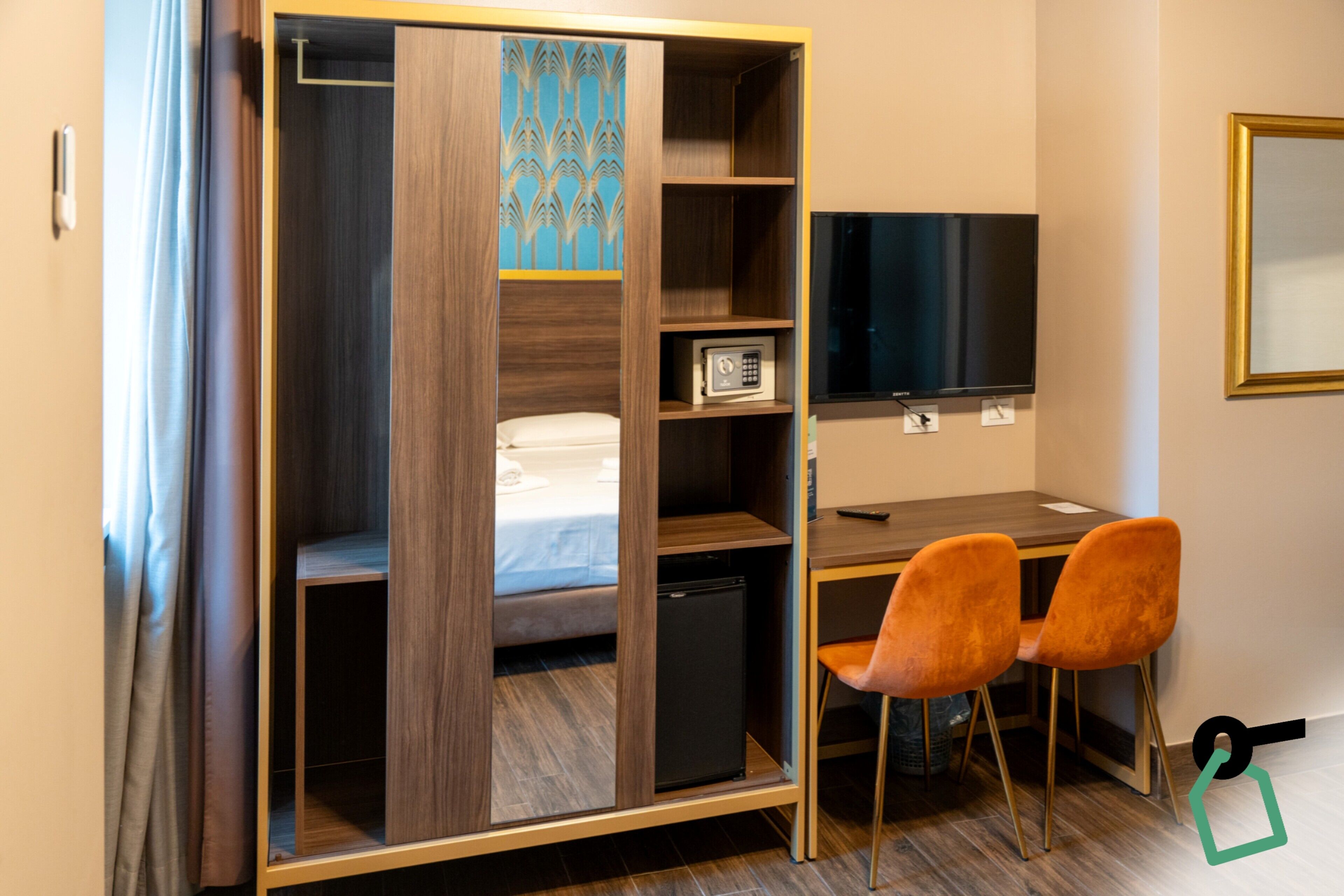 Standard-Doppelzimmer | Minibar, Zimmersafe, Schreibtisch, kostenloses WLAN