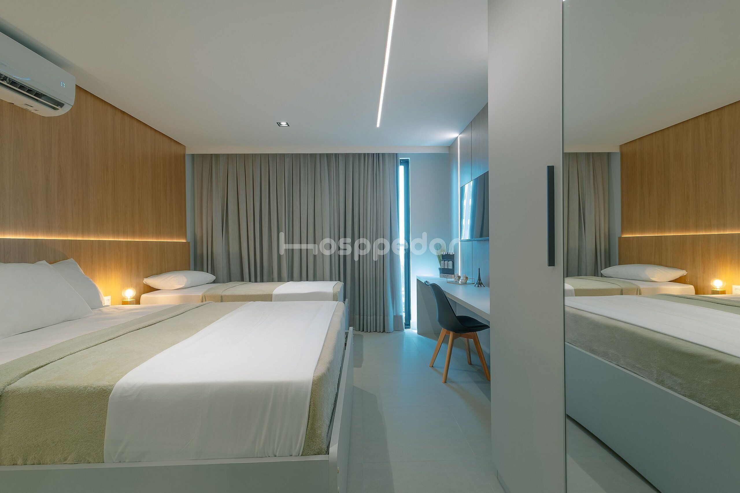Deluxe Apartment | Free WiFi