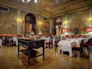 Dining - Hotiday Roma Via Del Corso (Rome)