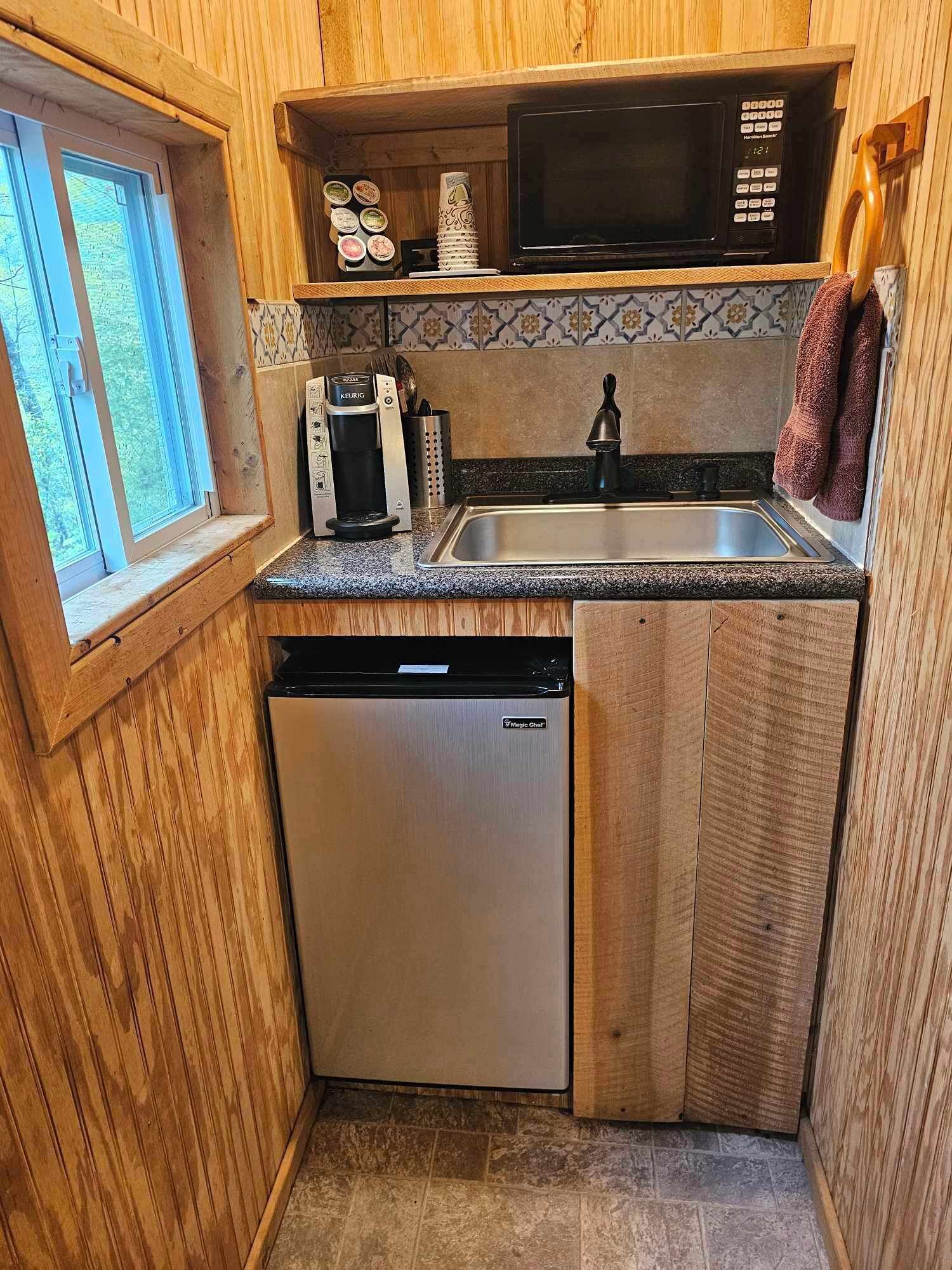 Suite Studio, 1 grand lit, vue montagne | Cuisine privée | Mini réfrigérateur, micro-ondes