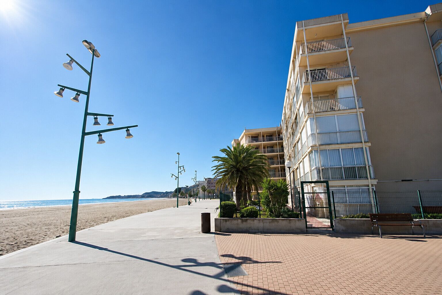 Strand