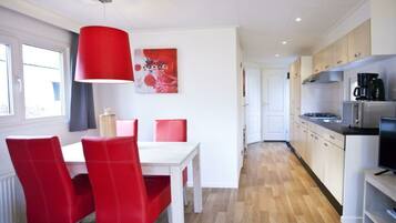 House | Dining