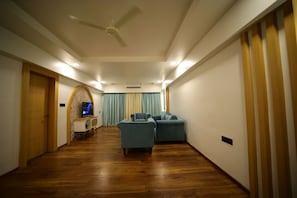 Royal Suite, Balcony | Living area - Surya Garden (Talcher Town)