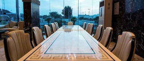 Meeting facility
