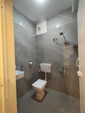 Shower - AGV Stay (Tiruvannamalai)