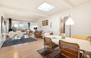 Dining - 5 bedroom gorgeous home in Spøttrup (Spøttrup)